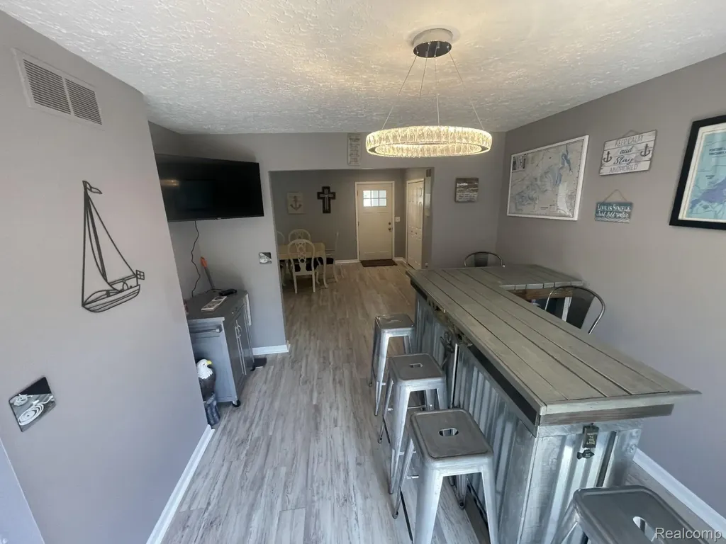 9831 Kress Road Hamburg Township MI 48169