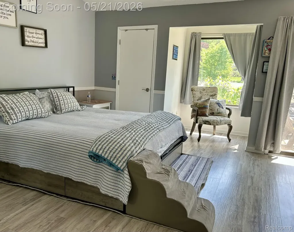 9831 Kress Road Hamburg Township MI 48169