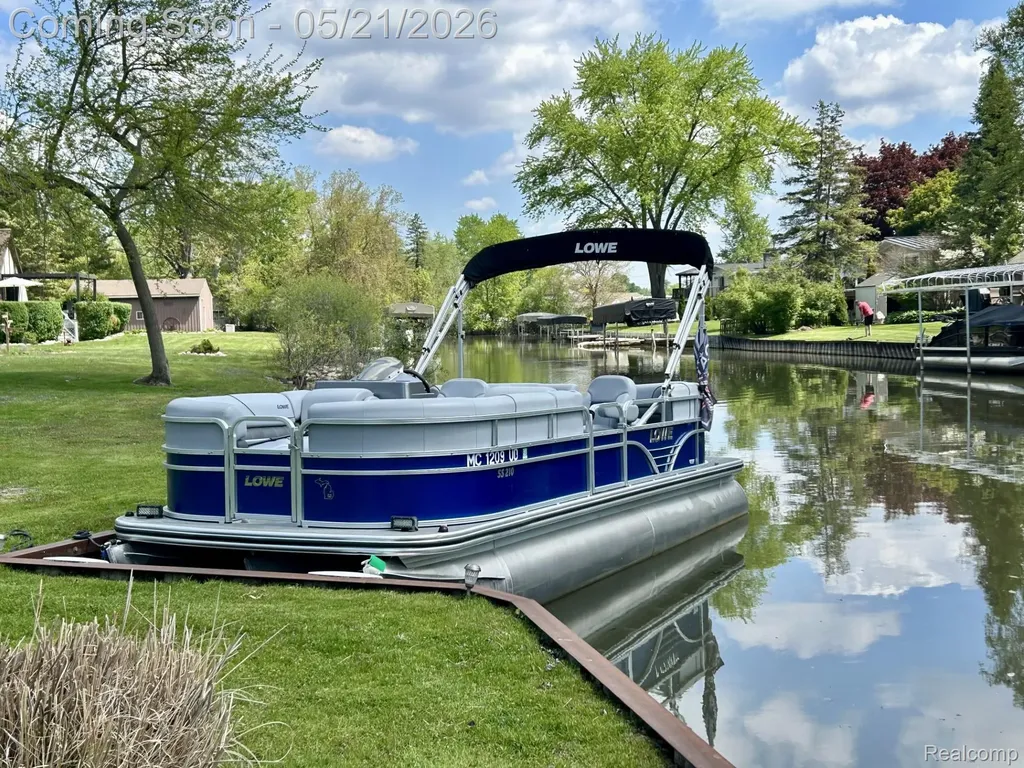 9831 Kress Road Hamburg Township MI 48169