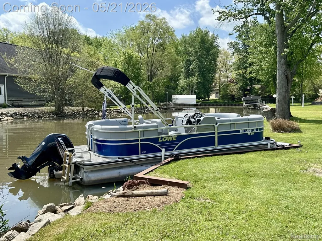 9831 Kress Road Hamburg Township MI 48169