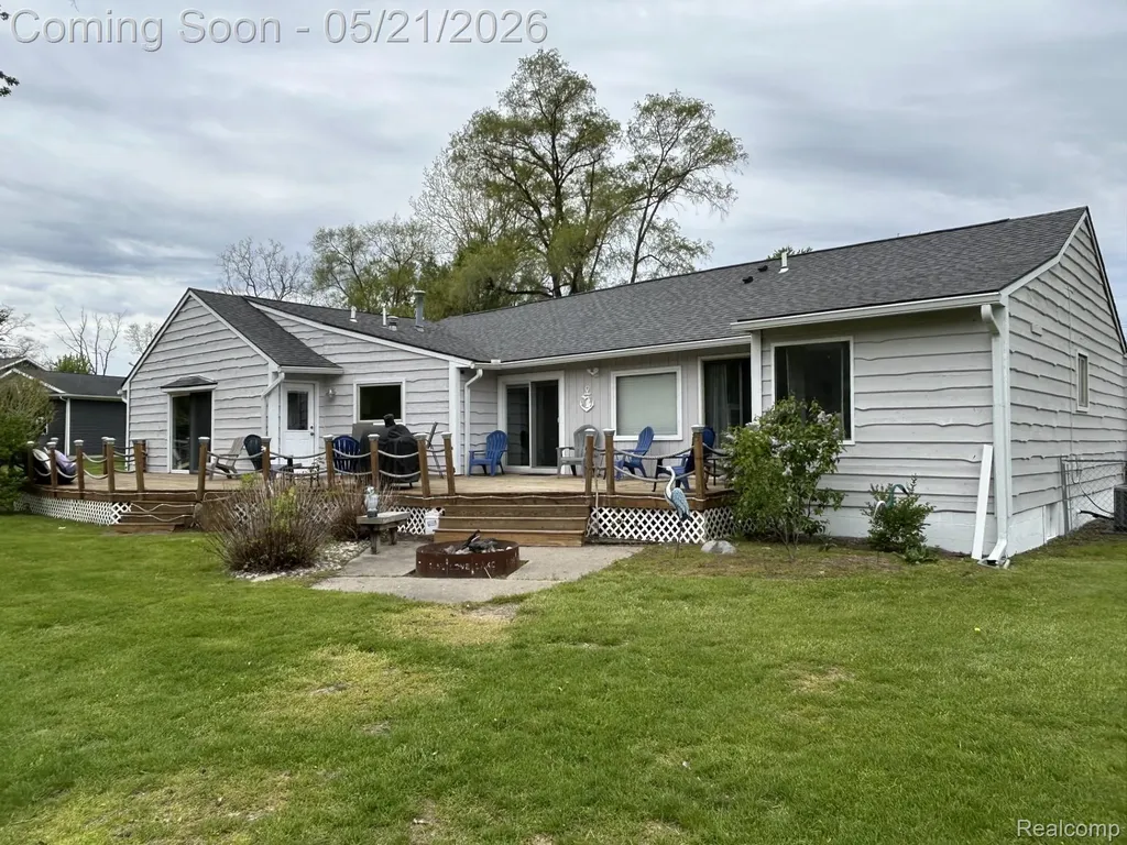 9831 Kress Road Hamburg Township MI 48169