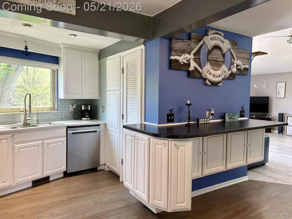 9831 Kress Road Hamburg Township MI 48169