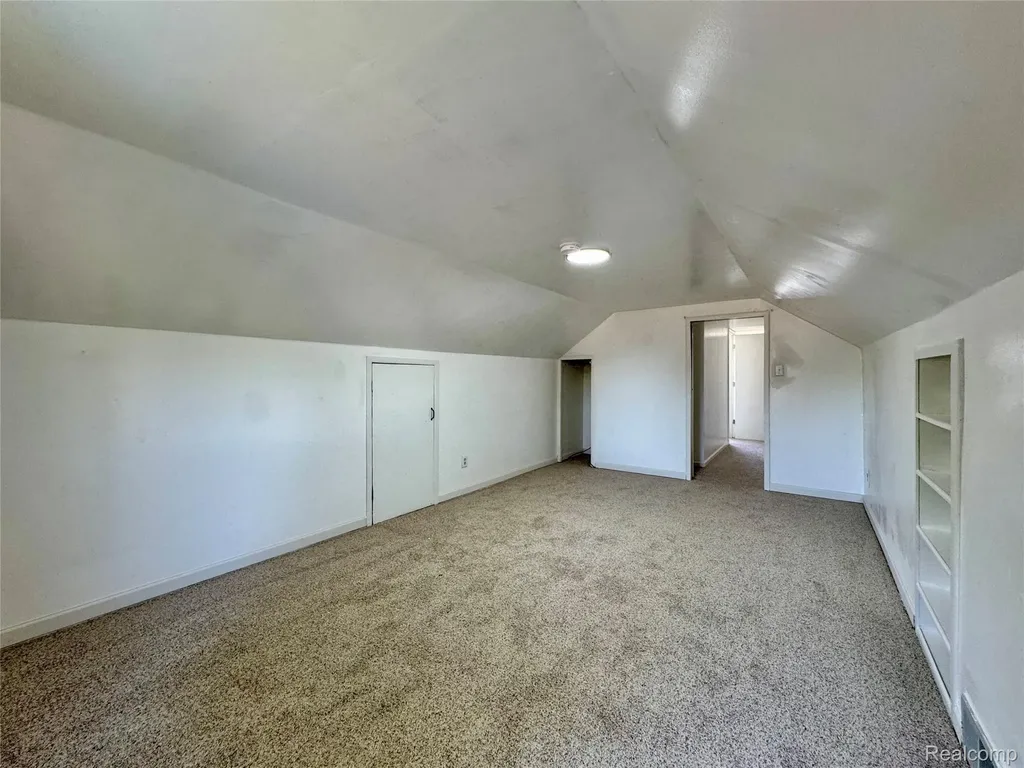 3734 Capitol Avenue Warren City MI 48091