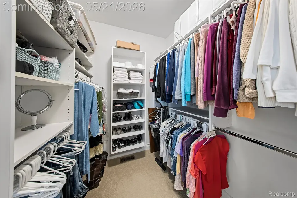 8425 Grays Drive Grosse Ile Township MI 48138