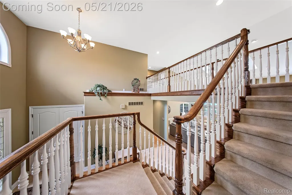 8425 Grays Drive Grosse Ile Township MI 48138