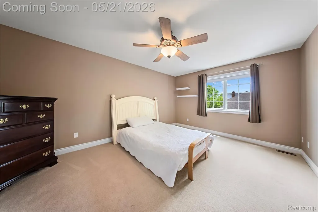 8425 Grays Drive Grosse Ile Township MI 48138