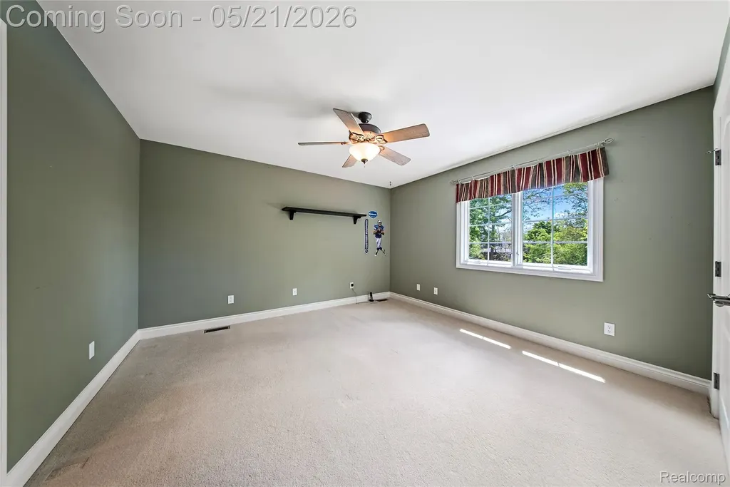 8425 Grays Drive Grosse Ile Township MI 48138