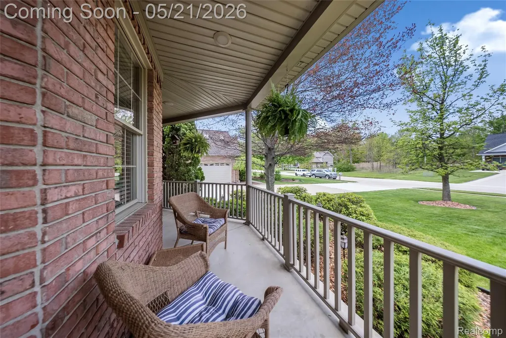 8425 Grays Drive Grosse Ile Township MI 48138