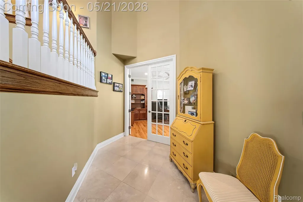 8425 Grays Drive Grosse Ile Township MI 48138