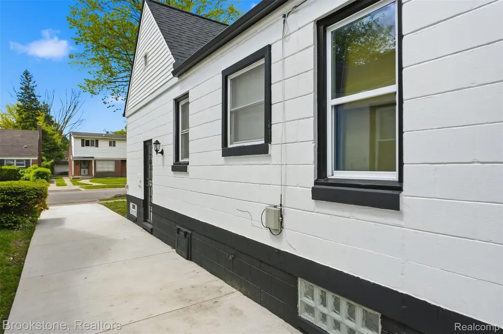 11338 Memorial Street Detroit City MI 48227