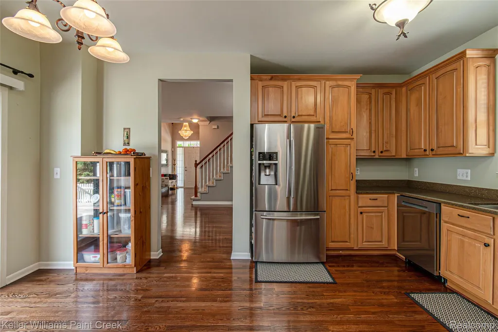 42708 Faulkner Drive Novi City MI 48377