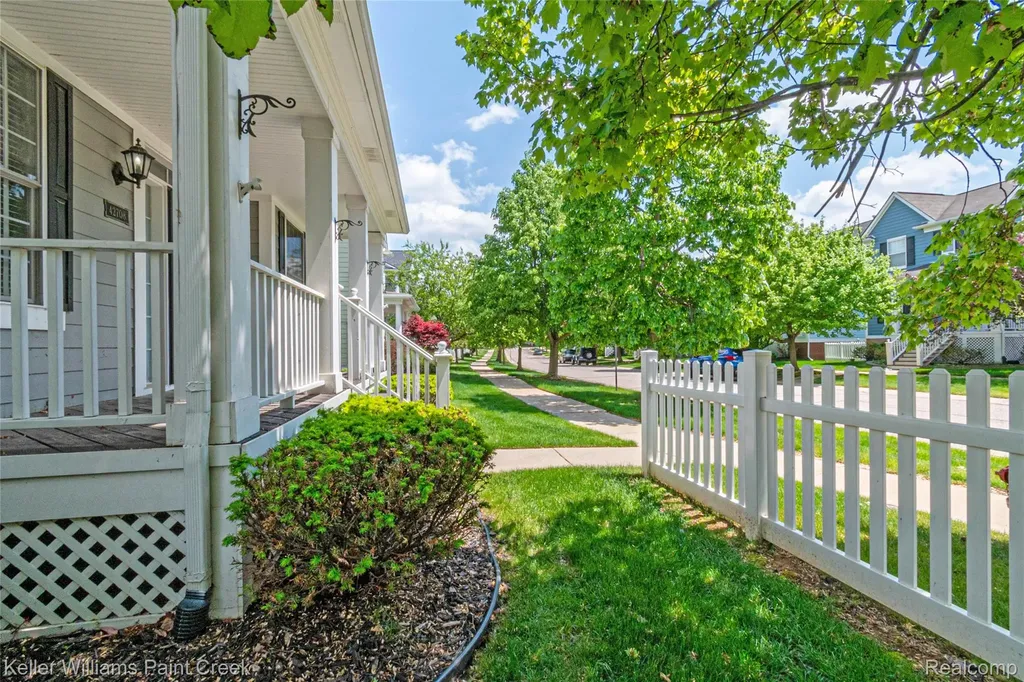 42708 Faulkner Drive Novi City MI 48377