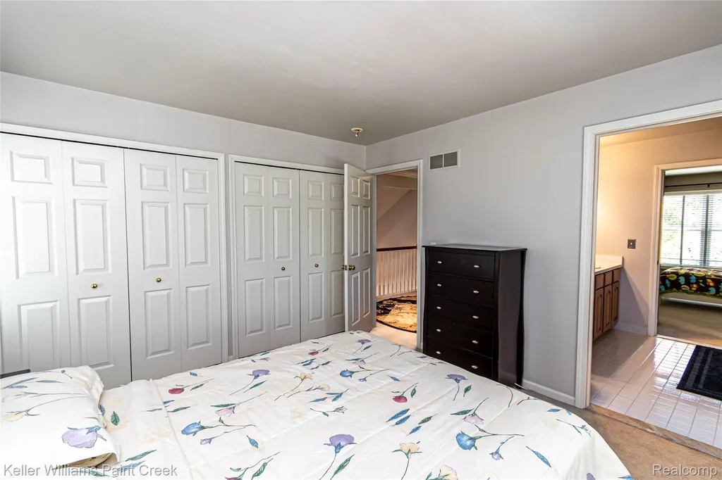 42708 Faulkner Drive Novi City MI 48377