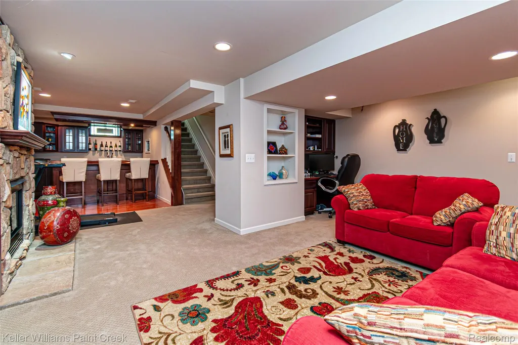 42708 Faulkner Drive Novi City MI 48377