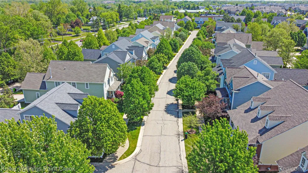 42708 Faulkner Drive Novi City MI 48377