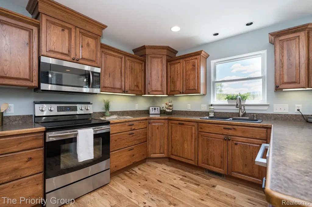 10270 County Line Road Groveland Township MI 48462