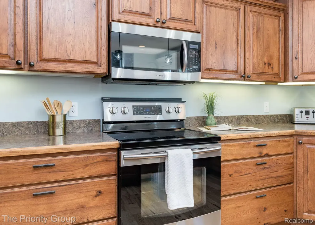 10270 County Line Road Groveland Township MI 48462