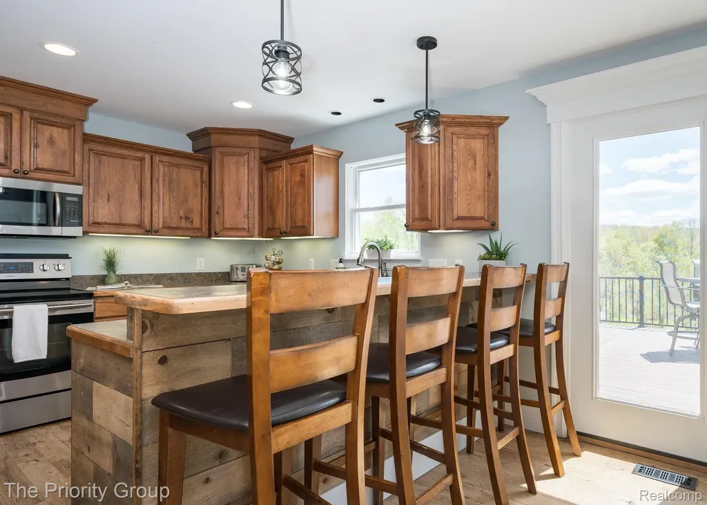10270 County Line Road Groveland Township MI 48462