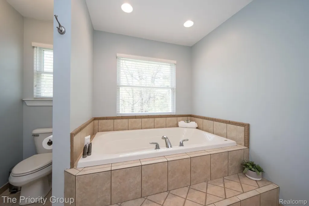 10270 County Line Road Groveland Township MI 48462