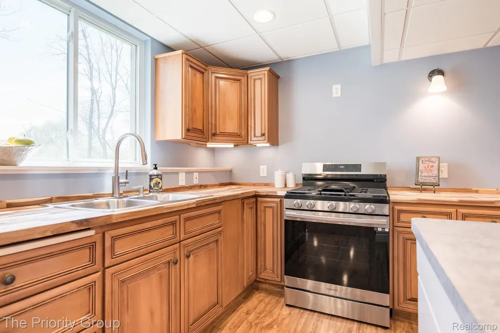 10270 County Line Road Groveland Township MI 48462