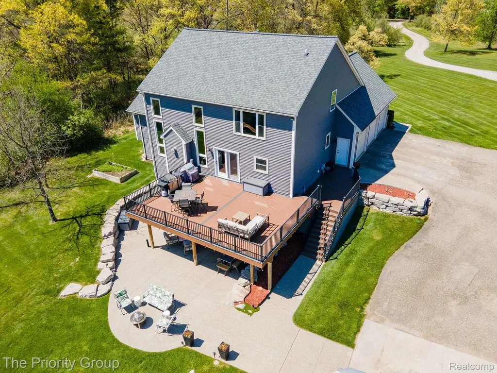 10270 County Line Road Groveland Township MI 48462