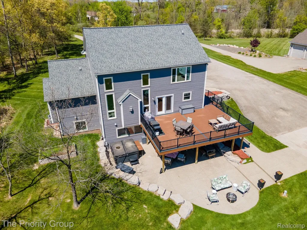10270 County Line Road Groveland Township MI 48462