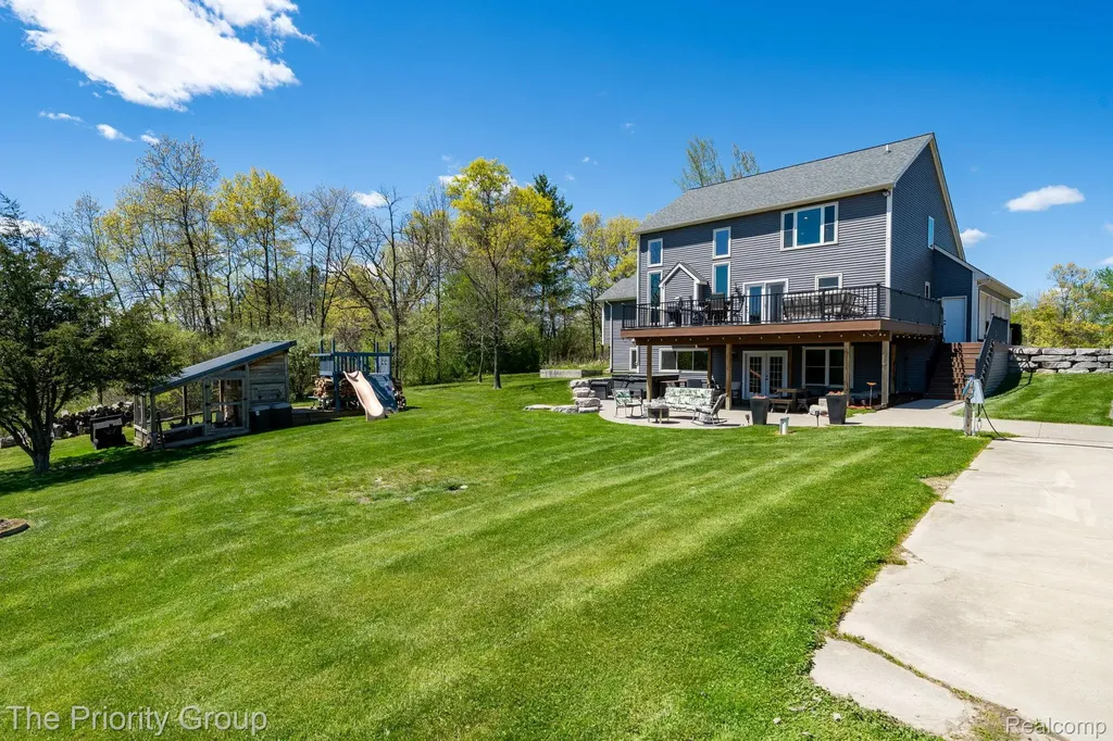 10270 County Line Road Groveland Township MI 48462