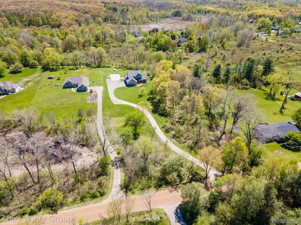 10270 County Line Road Groveland Township MI 48462