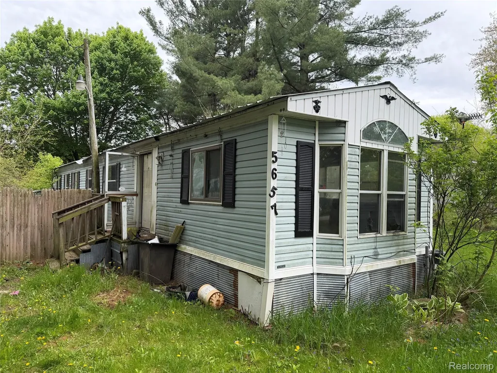 5657 Freewald Boulevard Vassar Township MI 48746