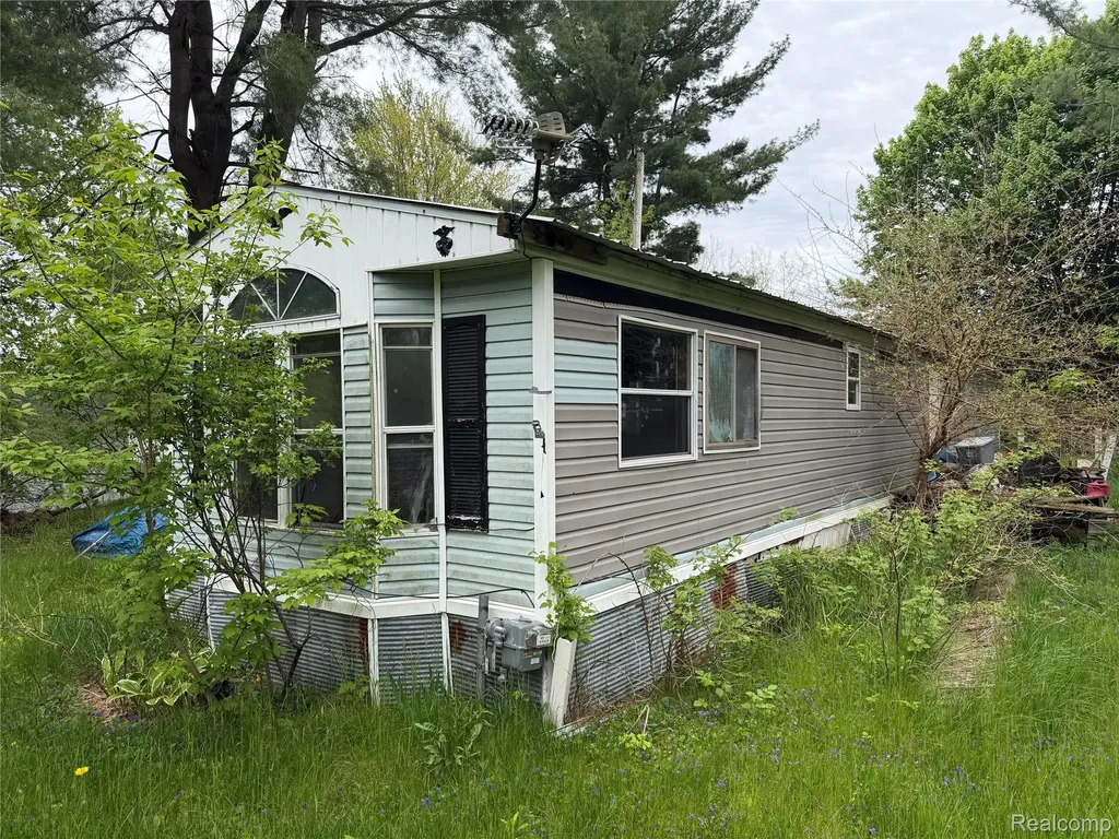 5657 Freewald Boulevard Vassar Township MI 48746