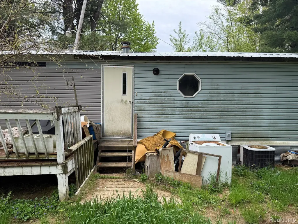 5657 Freewald Boulevard Vassar Township MI 48746