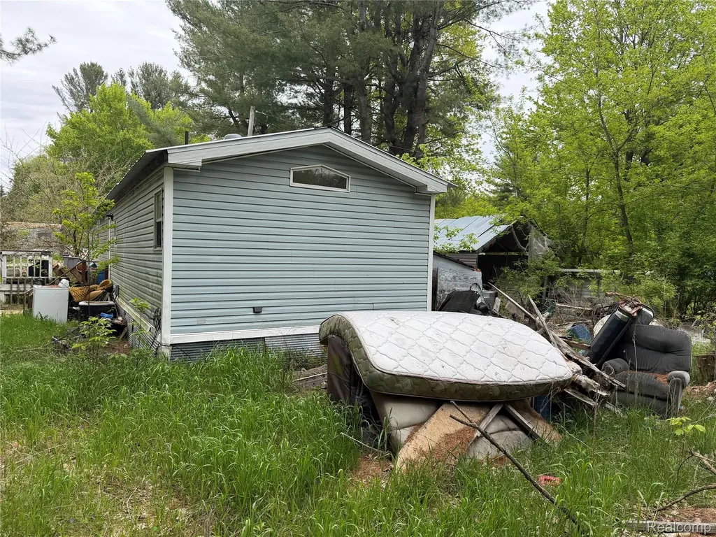 5657 Freewald Boulevard Vassar Township MI 48746