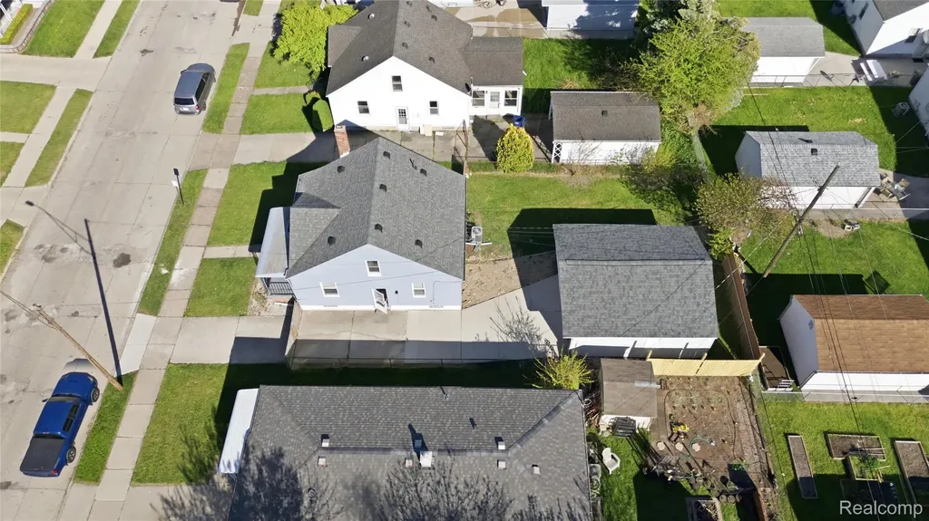 1059 Farnham Avenue Lincoln Park City MI 48146