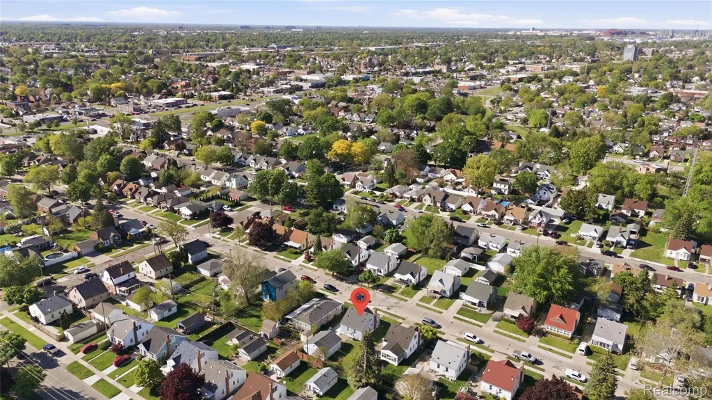 1059 Farnham Avenue Lincoln Park City MI 48146