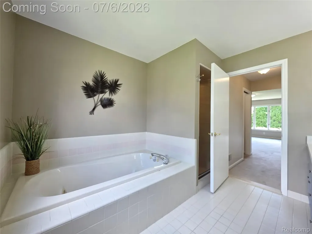 16794 Renee Drive Macomb Township MI 48042