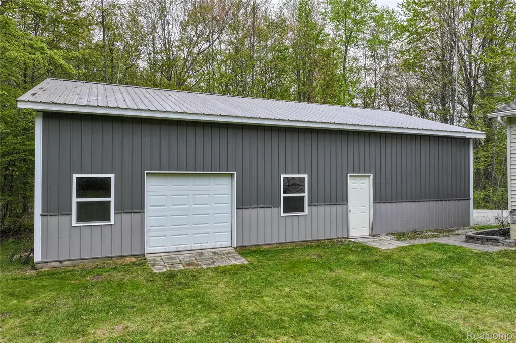 4587 Brown Road Vassar Township MI 48768