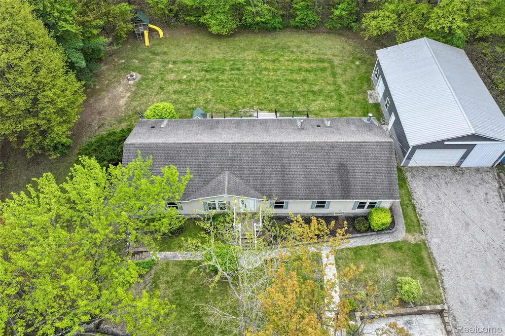 4587 Brown Road Vassar Township MI 48768
