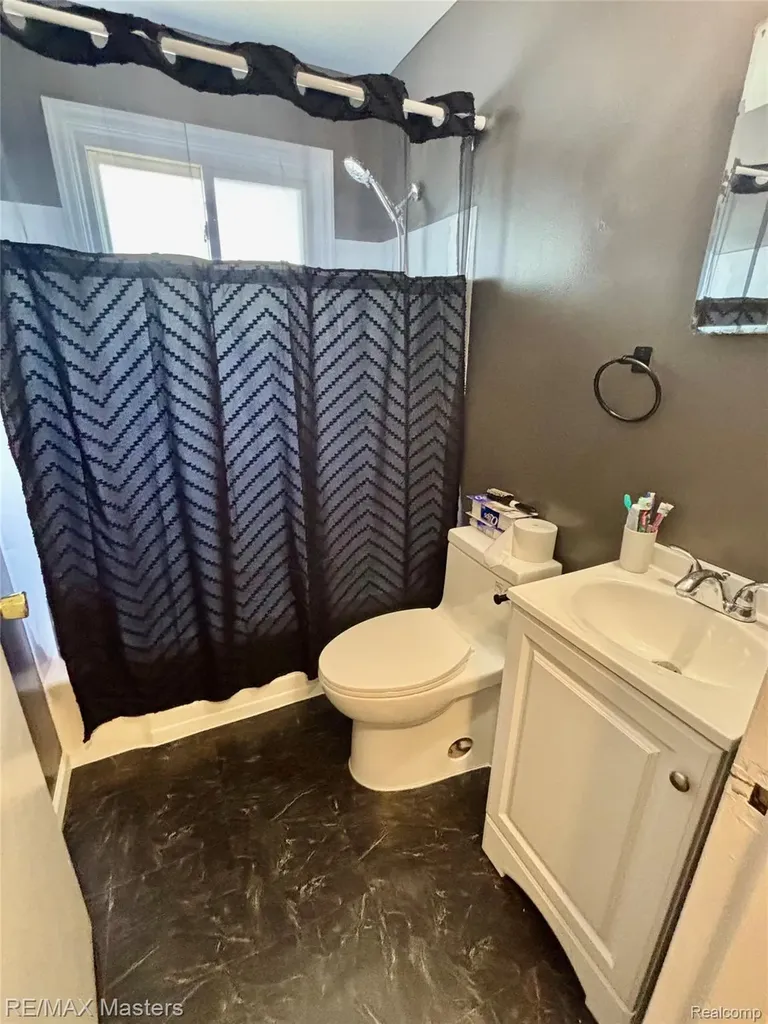 5901 Ziegler Street Taylor City MI 48180