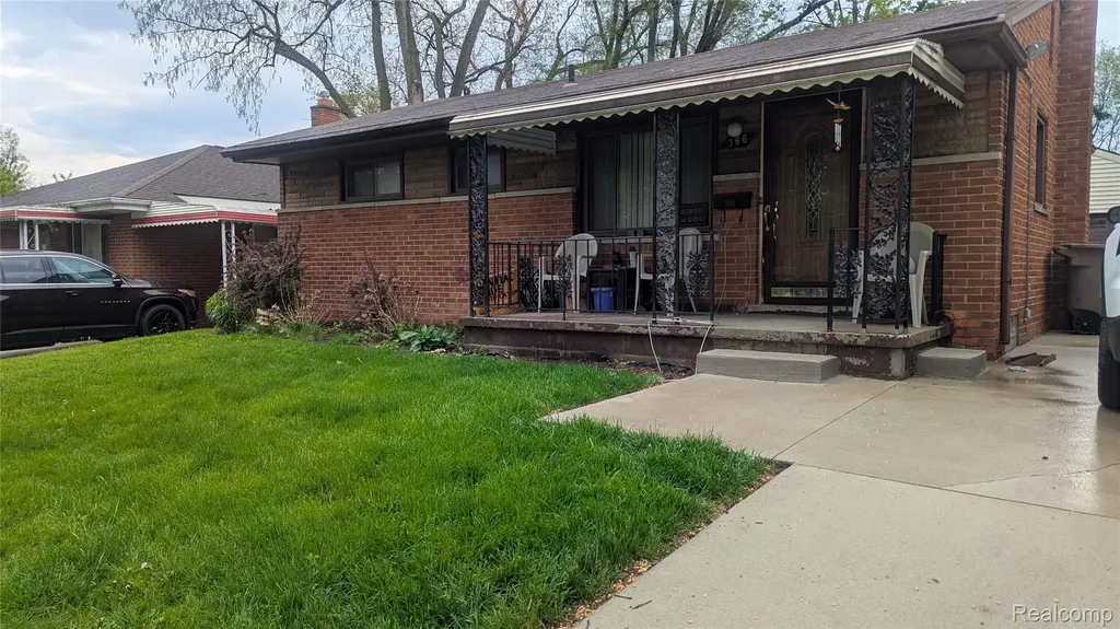 366 Linda Vista Drive Pontiac City MI 48342