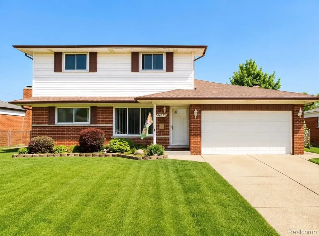 14033 Edison Drive Warren City MI 48088