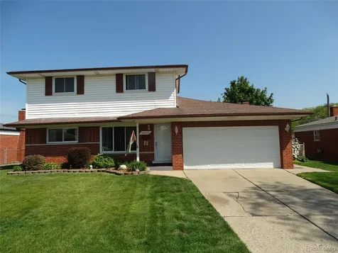 14033 Edison Drive Warren City MI 48088