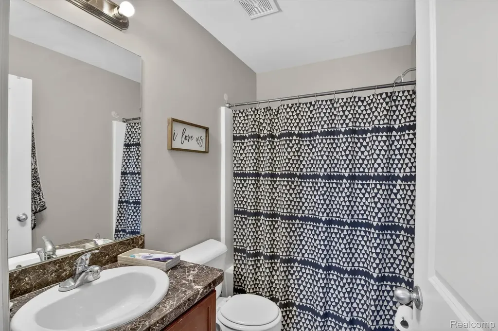 33308 Sienna Drive Romulus City MI 48174