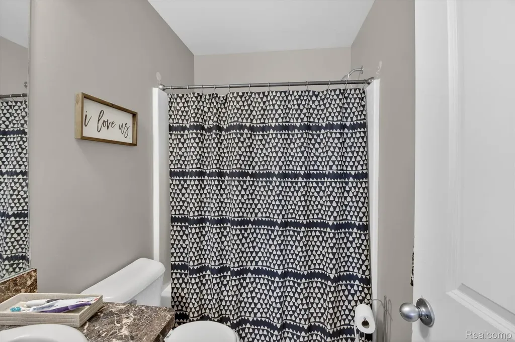 33308 Sienna Drive Romulus City MI 48174