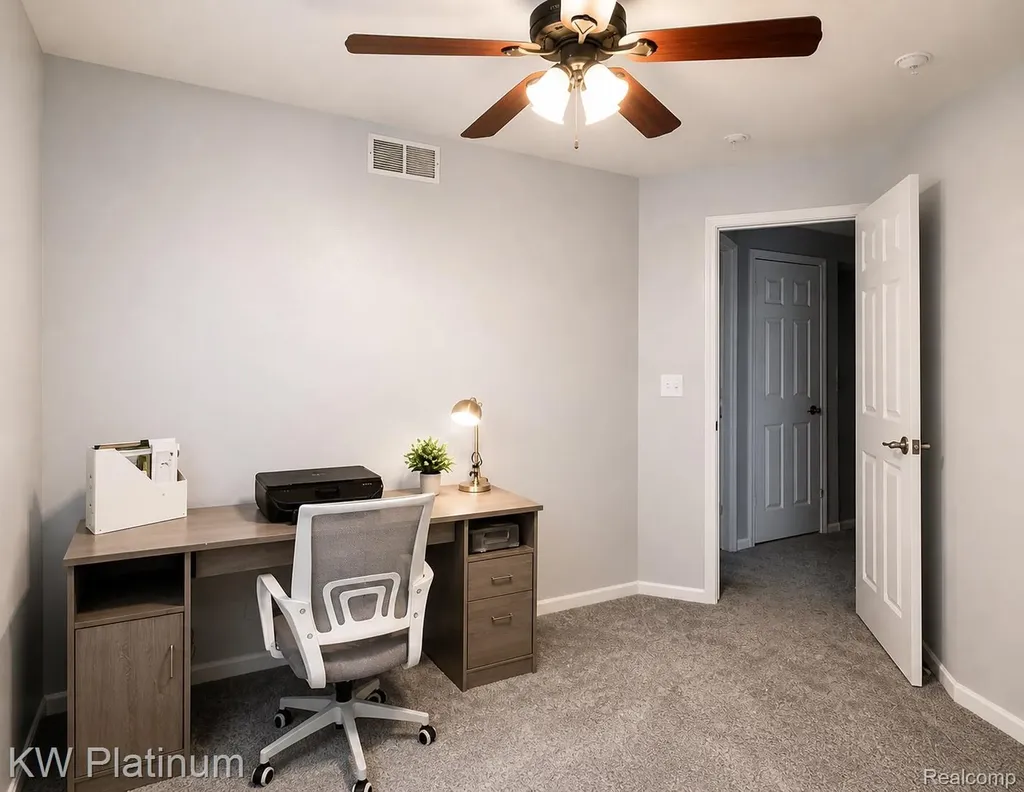 51849 Huntley Avenue New Baltimore City MI 48047