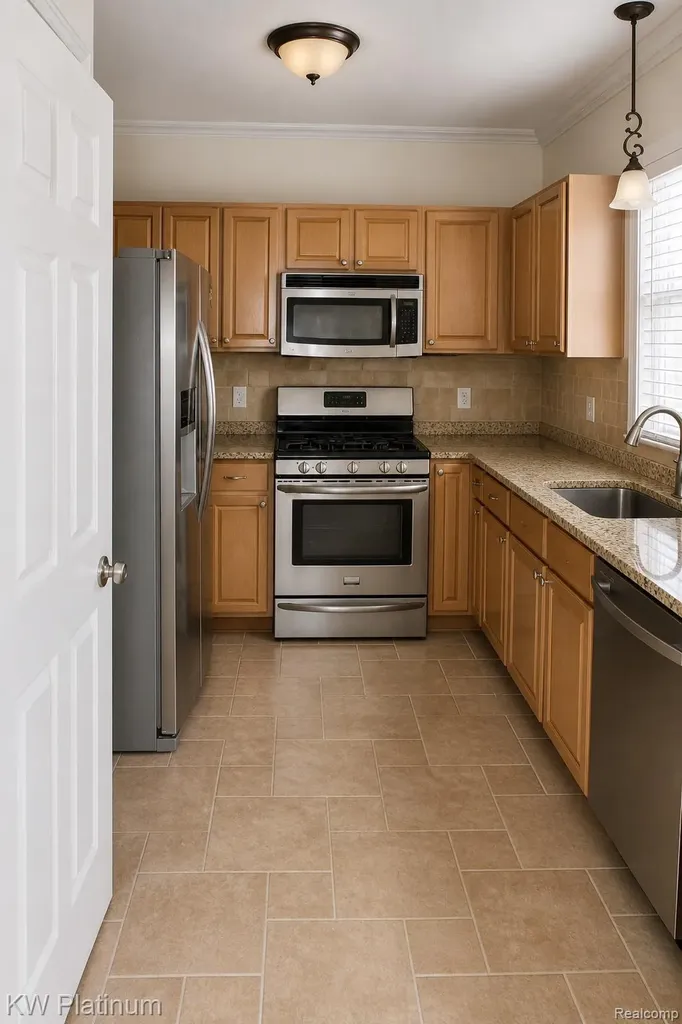 51849 Huntley Avenue New Baltimore City MI 48047