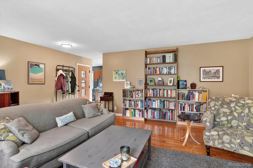 4949 Algonquin Way Meridian Charter Township MI 48864