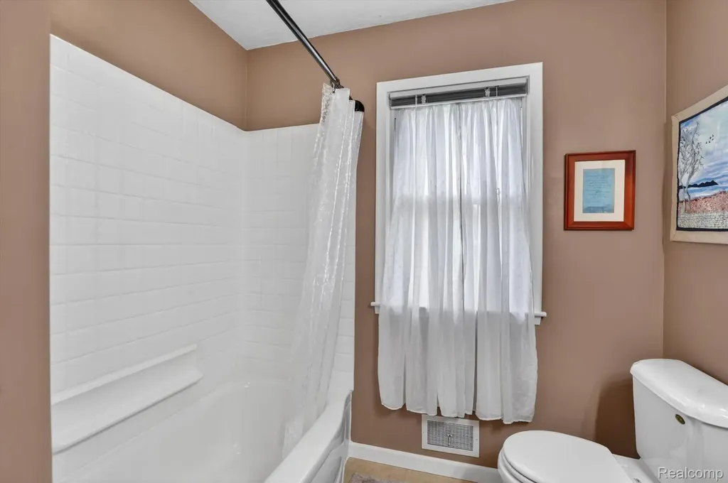4949 Algonquin Way Meridian Charter Township MI 48864