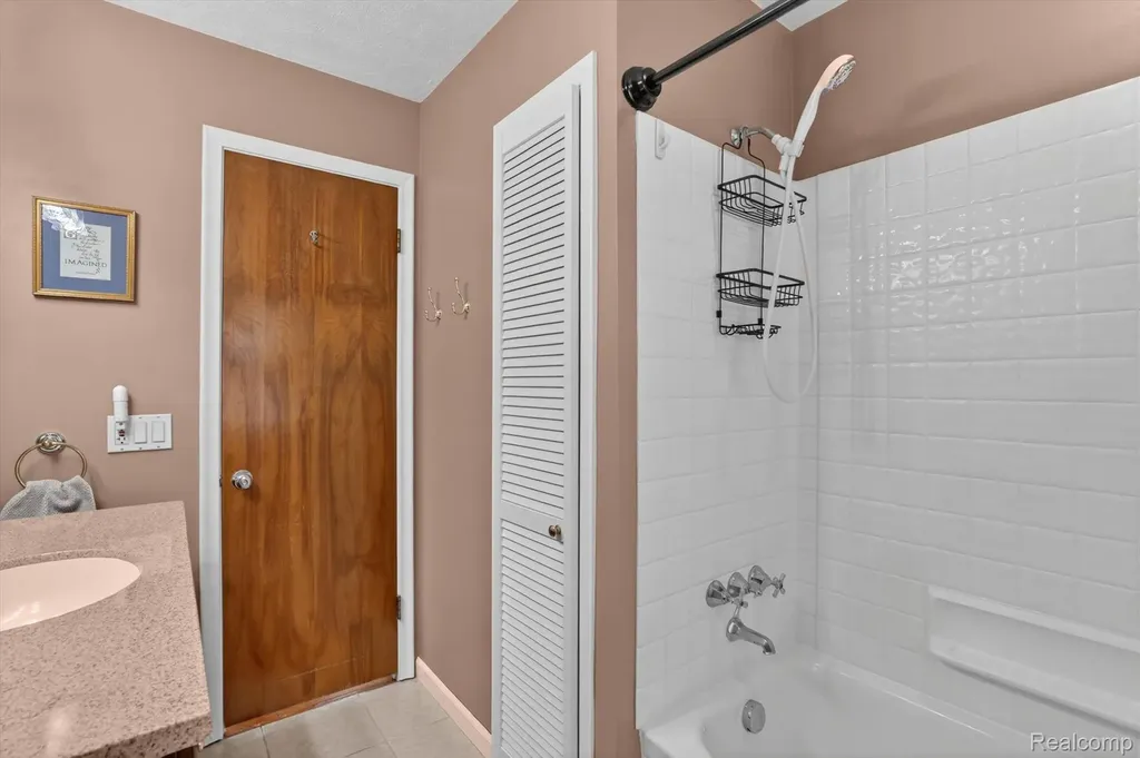 4949 Algonquin Way Meridian Charter Township MI 48864