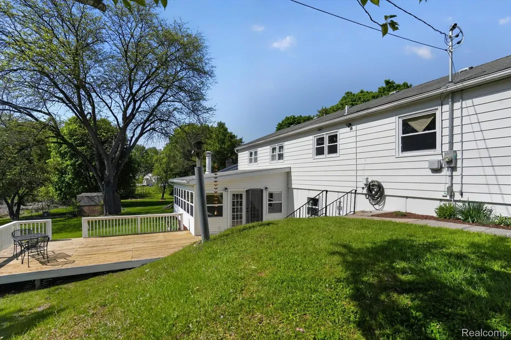 4949 Algonquin Way Meridian Charter Township MI 48864