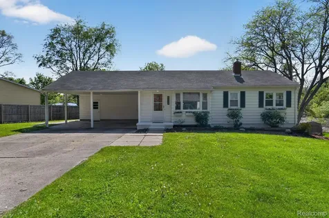 4949 Algonquin Way Meridian Charter Township MI 48864